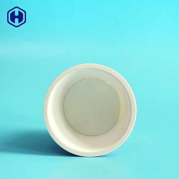 Cốc sữa có màu sắc sặc sỡ đầy sức sống và vệ sinh chống ẩm